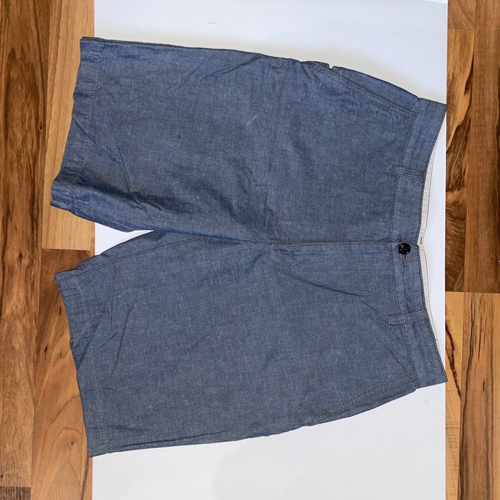Gray shorts